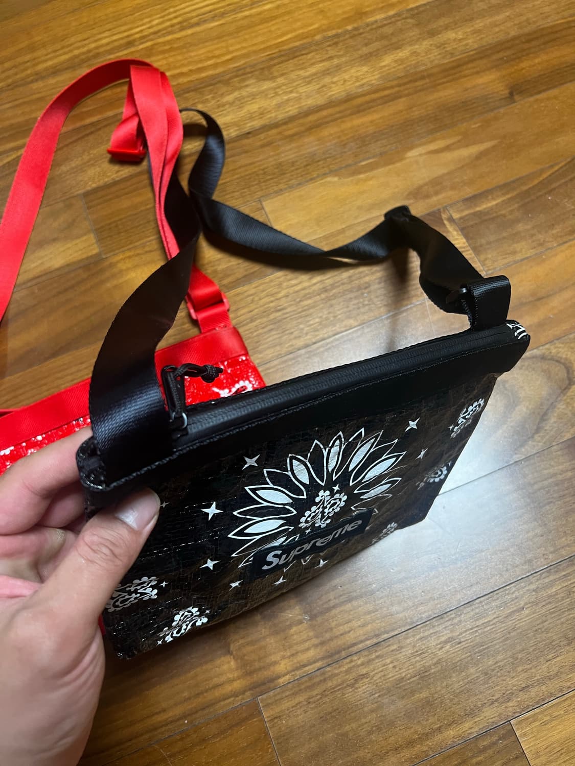 슈프림 타프 반다나 크로스백 (커플)  상품이미지2