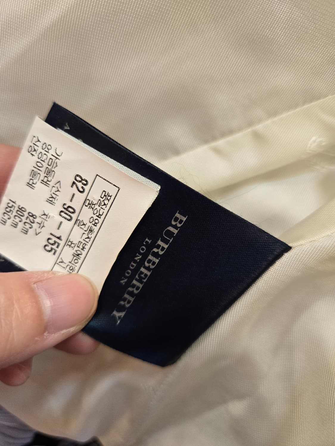 [쿨거환영]버버리 런던 유니크 플라워 프린트 집업 재킷 상품이미지8