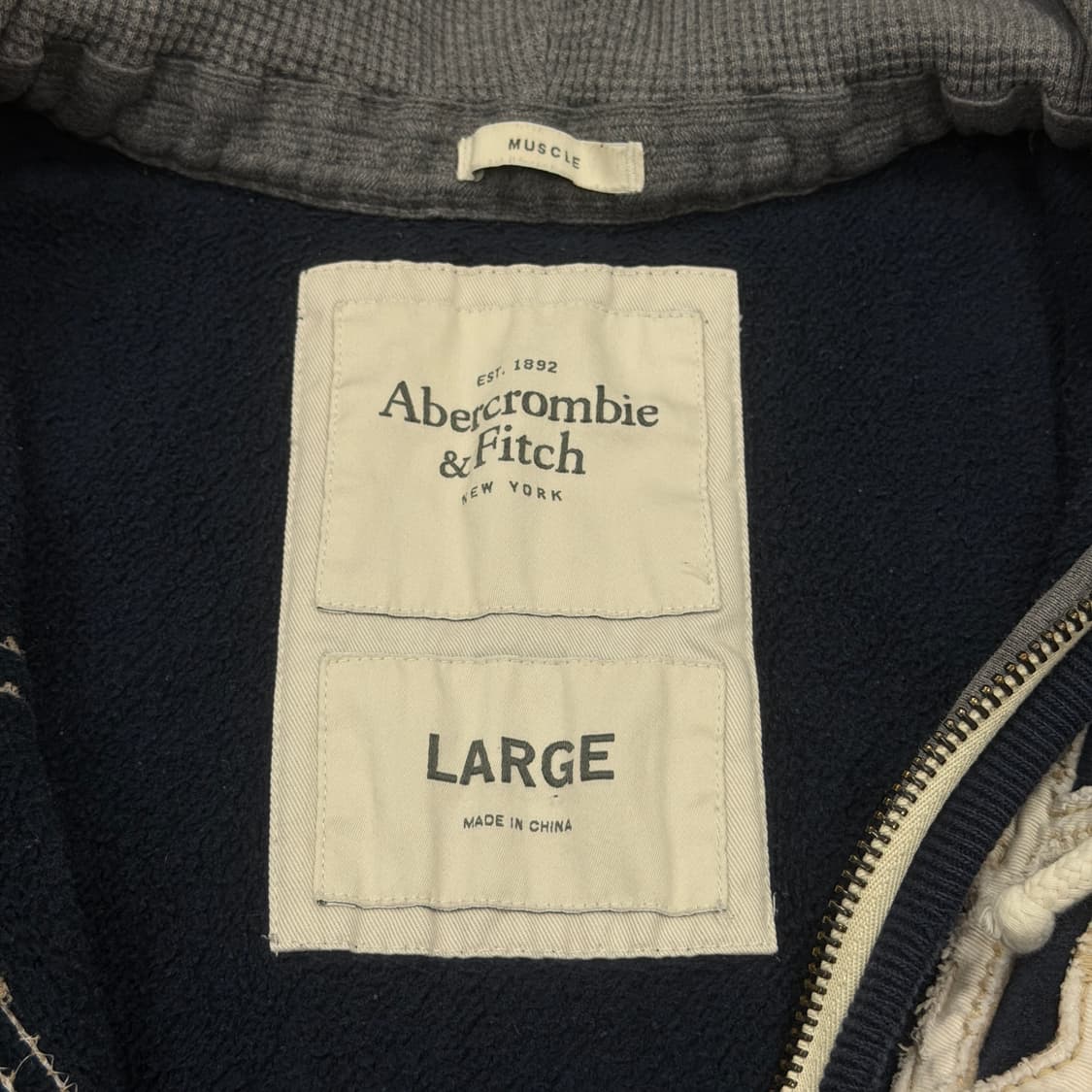아베크롬비 빈티지 Y2K 데미지 디테일 네이비 기모 후드집업 자켓 L 상품이미지4