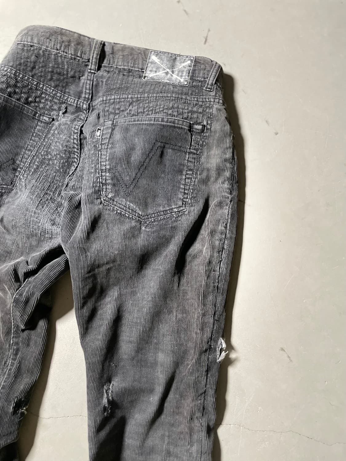 PLEIN (Japan) Distressed Corduroy Pants 상품이미지5