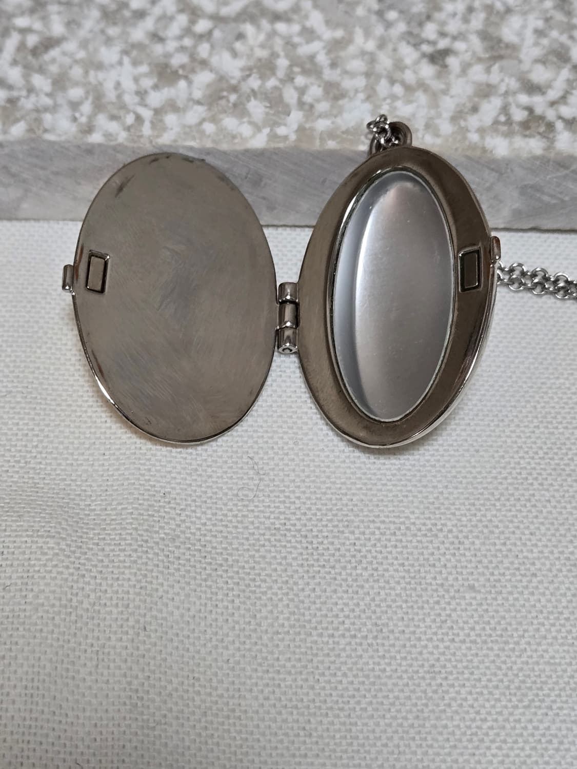 끌로에 고체향수 로켓 상품이미지8