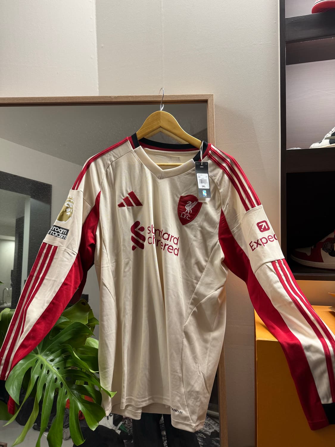 리버풀 25-26시즌 어웨이유니폼  상품이미지1