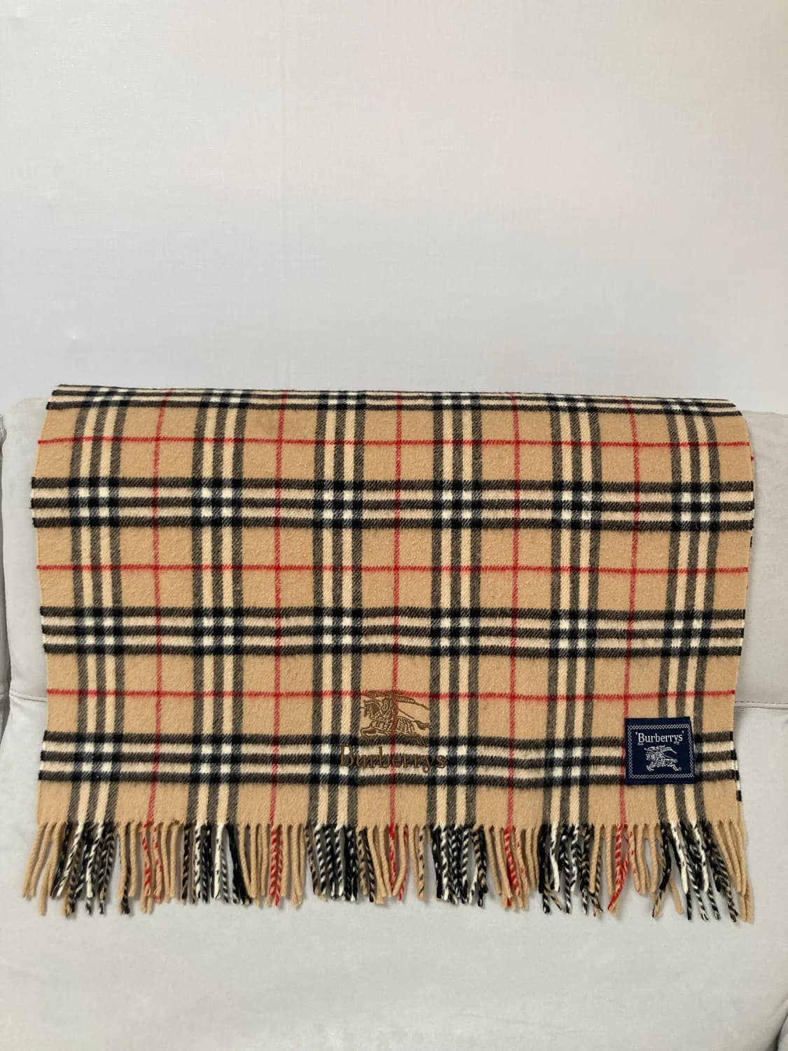 정품) 버버리 노바체크 울100 무릎담요 겸 숄 베이지 상품이미지1