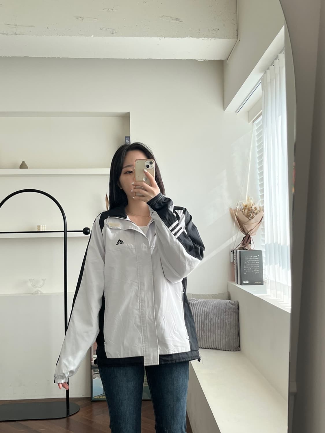 아디다스 화이트앤블랙 바람막이(남녀공용 상품이미지2