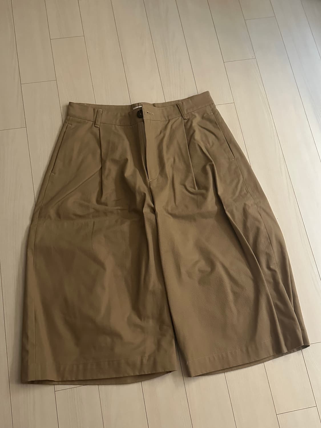 르아브 모카 캔버스 버뮤다 팬츠 상품이미지1