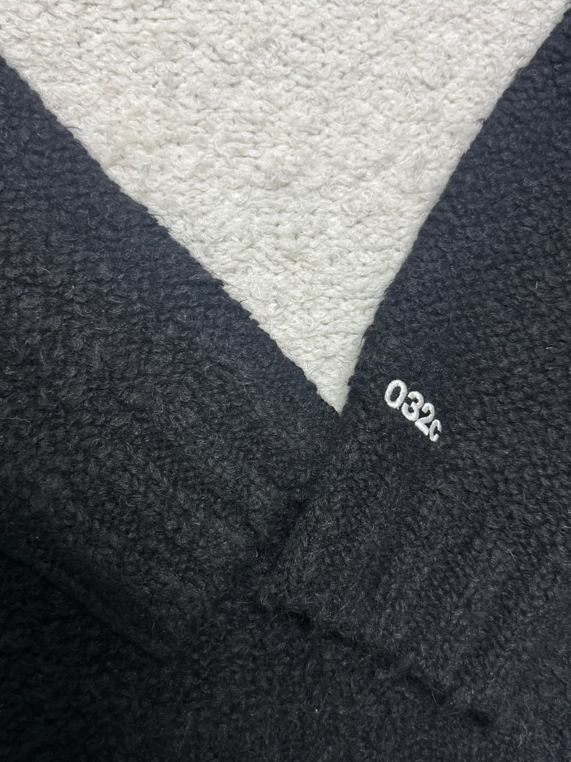 [032c] Groundform' Square Shag Sweater 상품이미지5