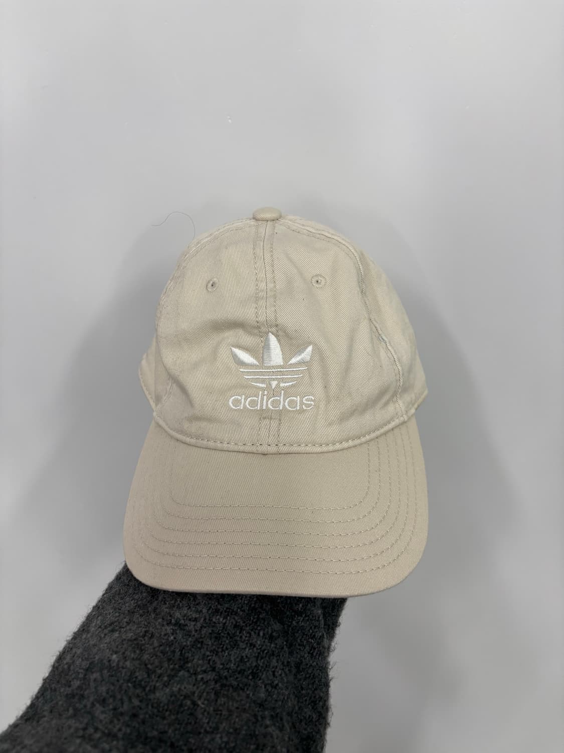 아디다스 베이지 파이어버드 볼캡 상품이미지1