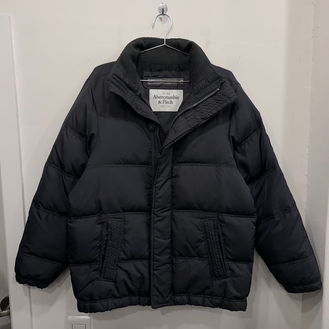 아베크롬비 앤 피치 덕다운 무광 푸퍼 패딩 상품이미지2