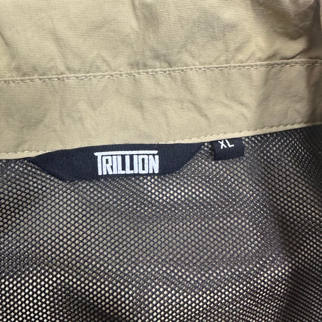 ✨ (바배) 트릴리온 투포켓 반팔 셔츠 상품이미지3