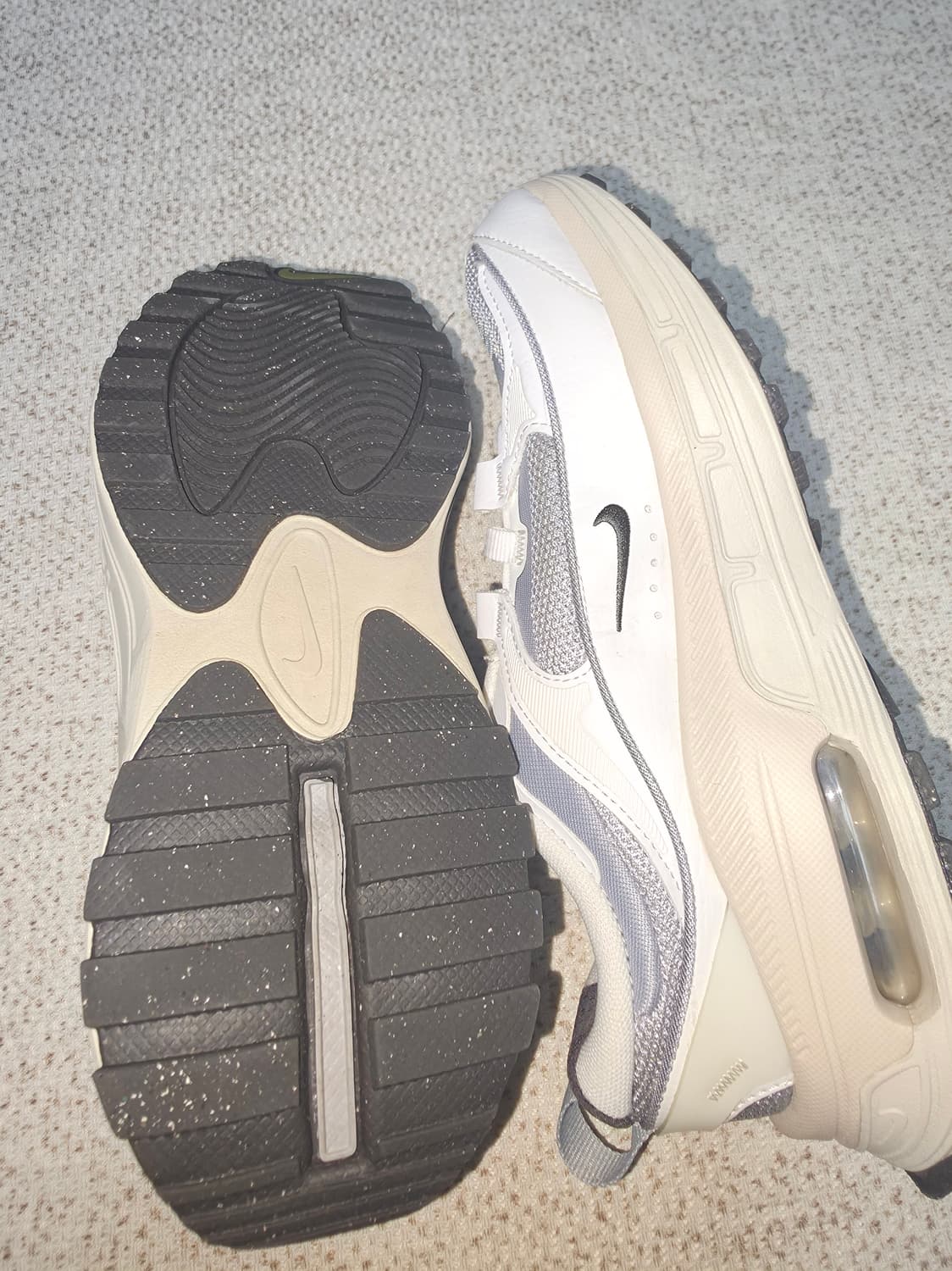 나이키 에어맥스 블리스 넥스트 네이쳐 울프 그레이 DZ4707-001 상품이미지4