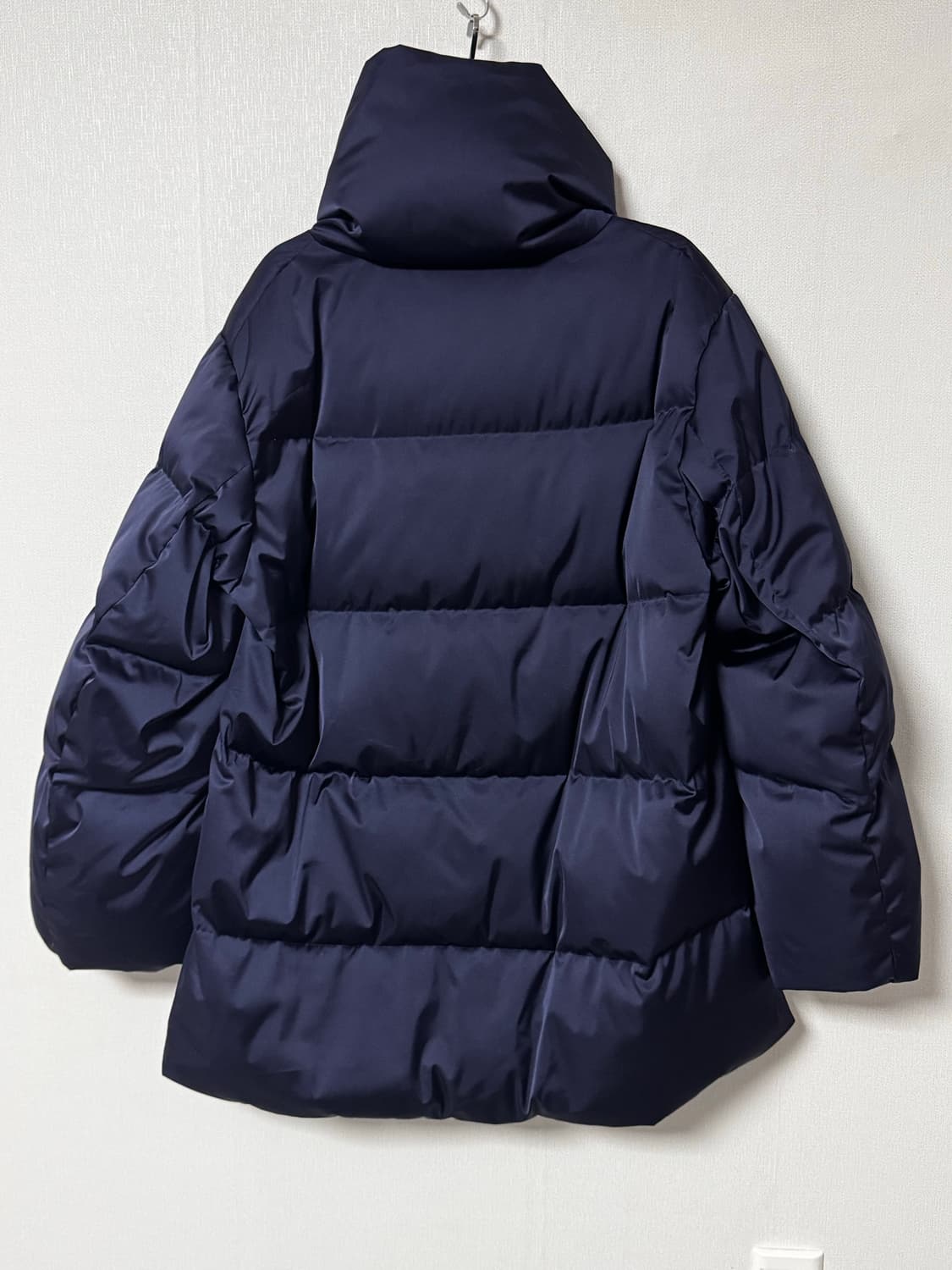 유니클로 j 질샌더 다운 볼륨 패딩 자켓 상품이미지3