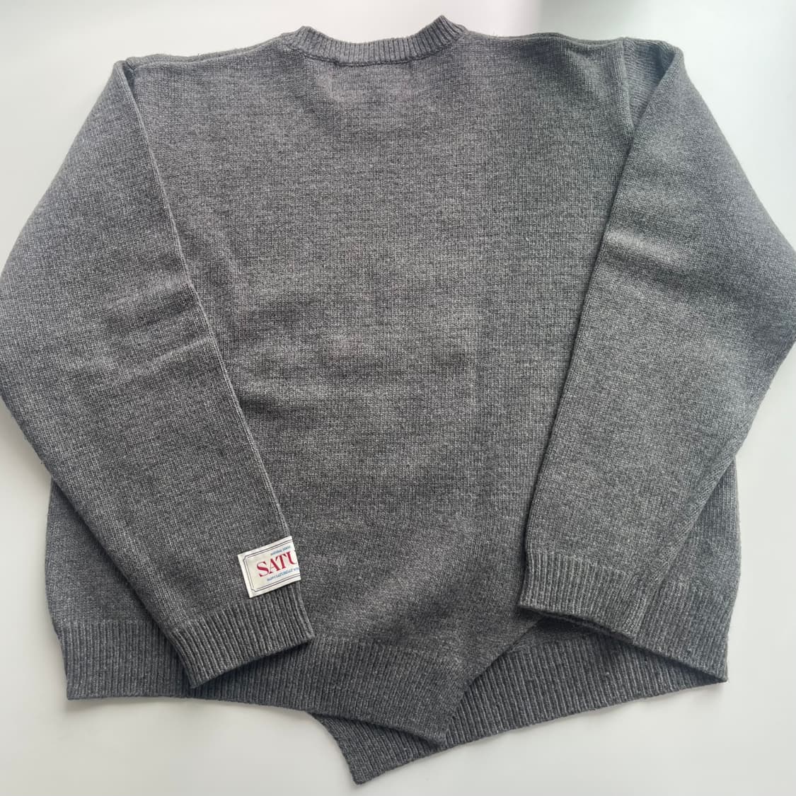 SATUR 세터 언발란스 캐시미어 블렌드 니트 상품이미지2