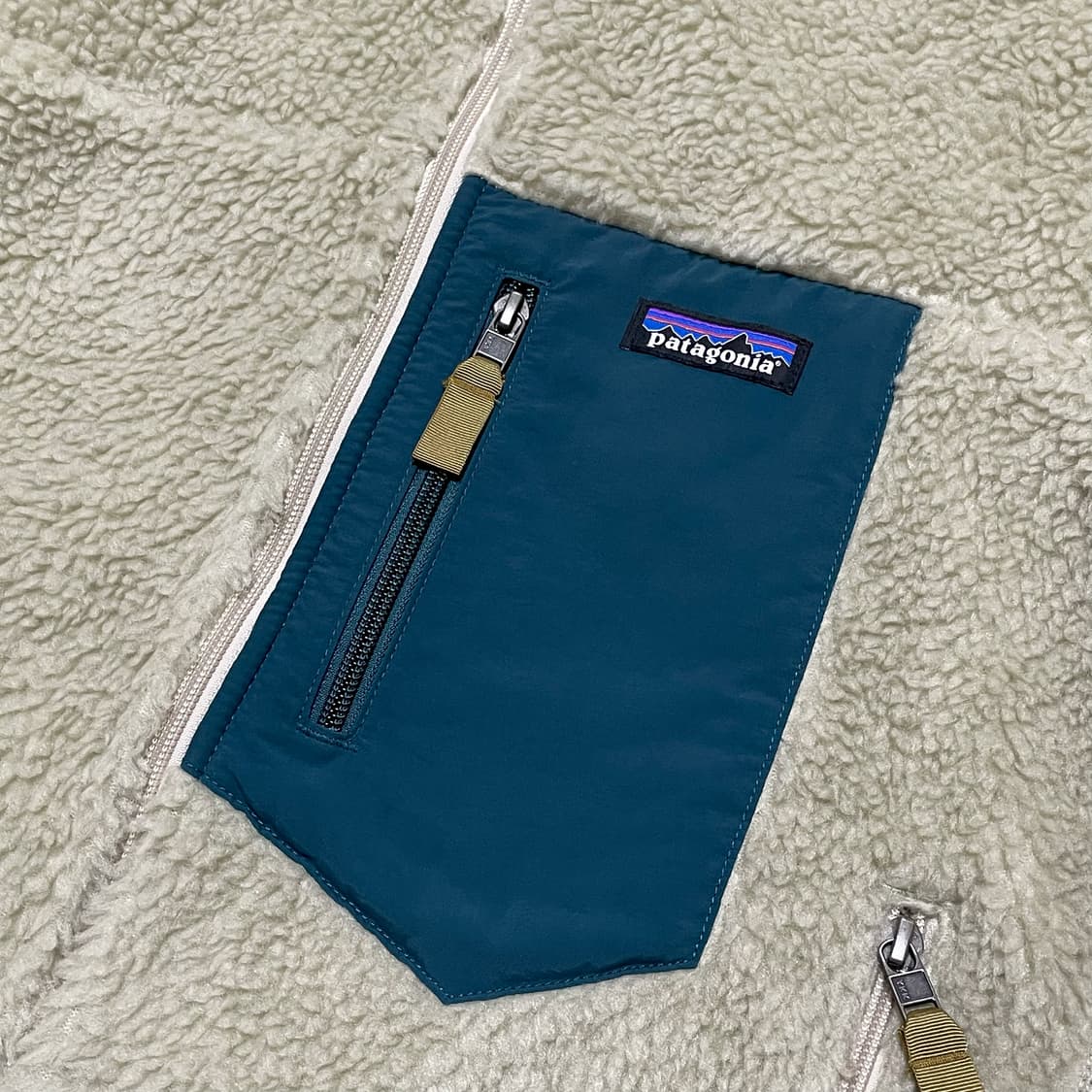 파타고니아 클래식 레트로X 자켓 펠리컨 다크 보레알리스 그린 S 상품이미지6