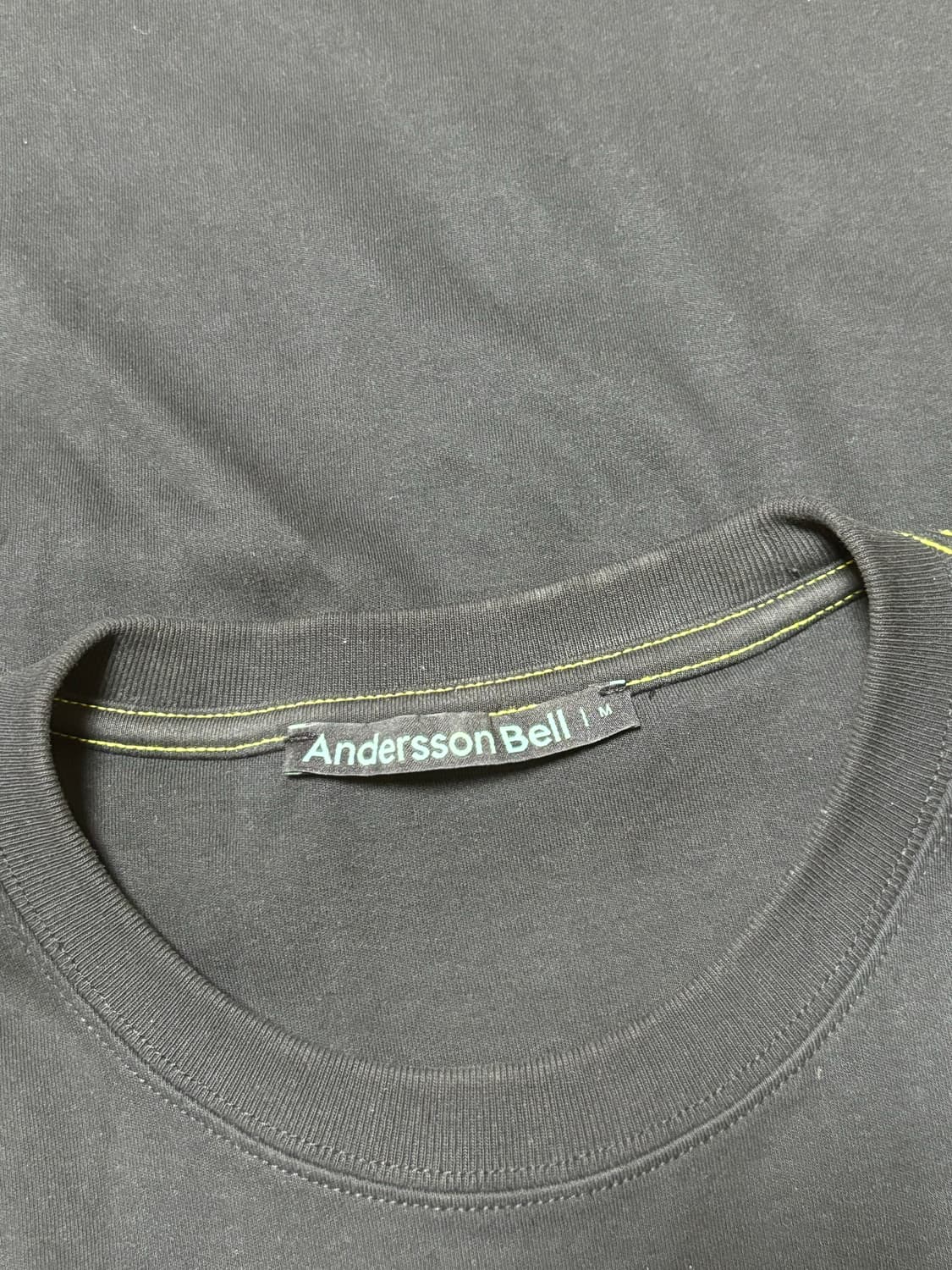 앤더슨벨 Smile Earth Embroiderd T-shirt 상품이미지3