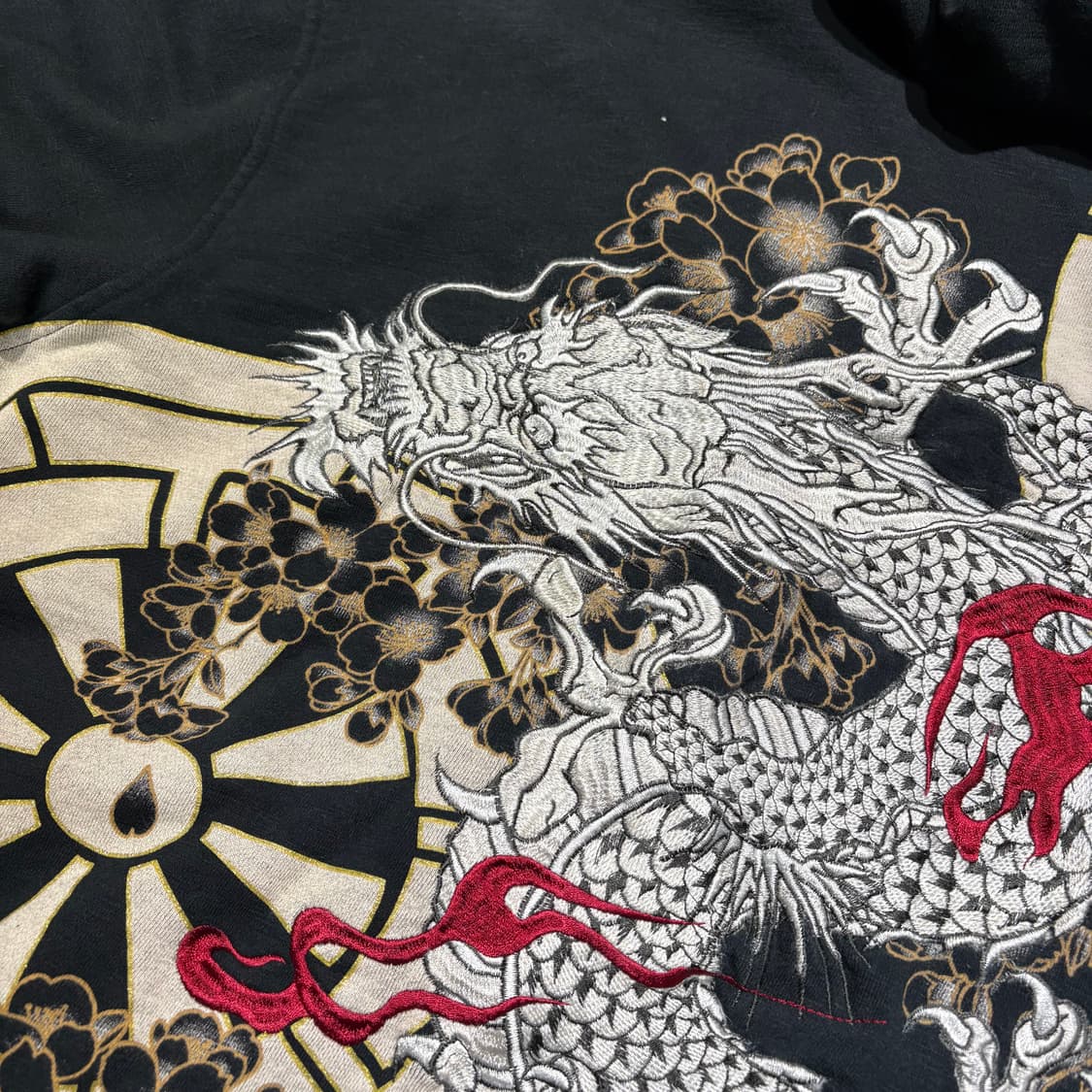 카라쿠리 타마시 빈티지 용자수 후드집업 상품이미지3