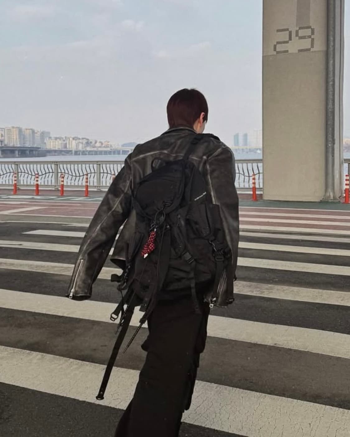 자라 워싱 가죽 레더 자켓 상품이미지2