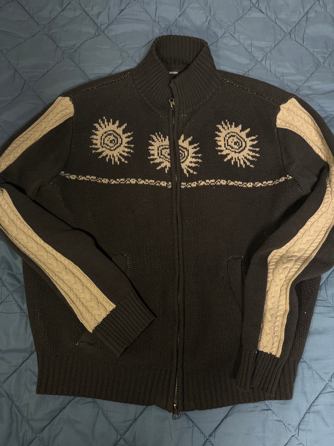 아캄 니트집업 2 상품이미지1