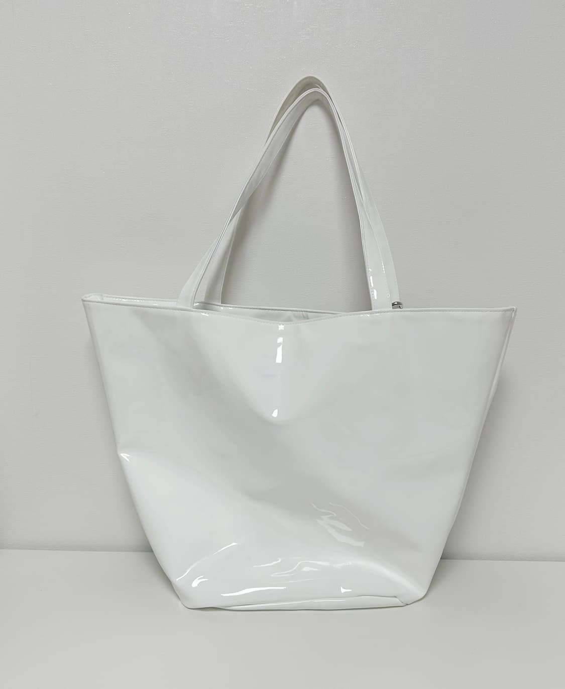 베이비메탈클럽 에나멜 백 화이트 상품이미지2