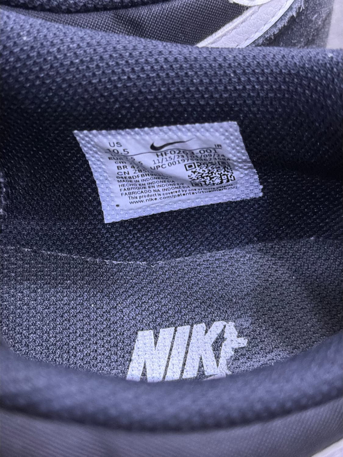 나이키 클래식 코르테즈 나일론 스웨이드 블랙 화이트 285 상품이미지8