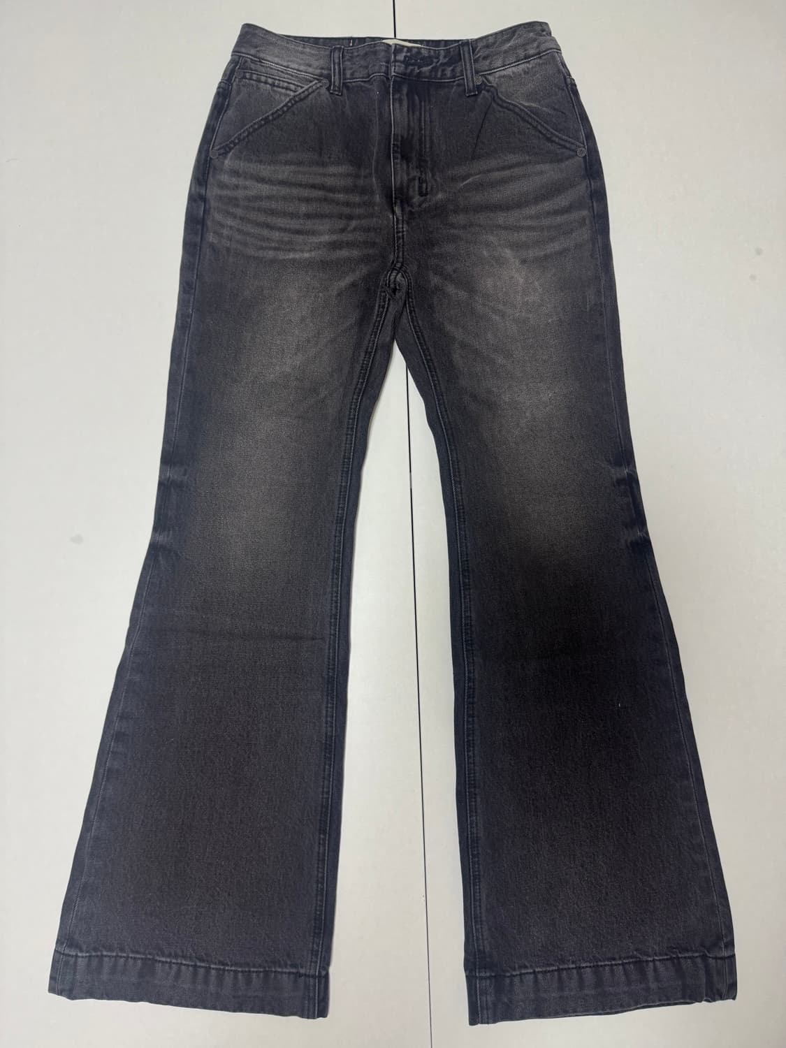 SATUR 세미 루즈 부츠컷 데님 팬츠 블랙 상품이미지1