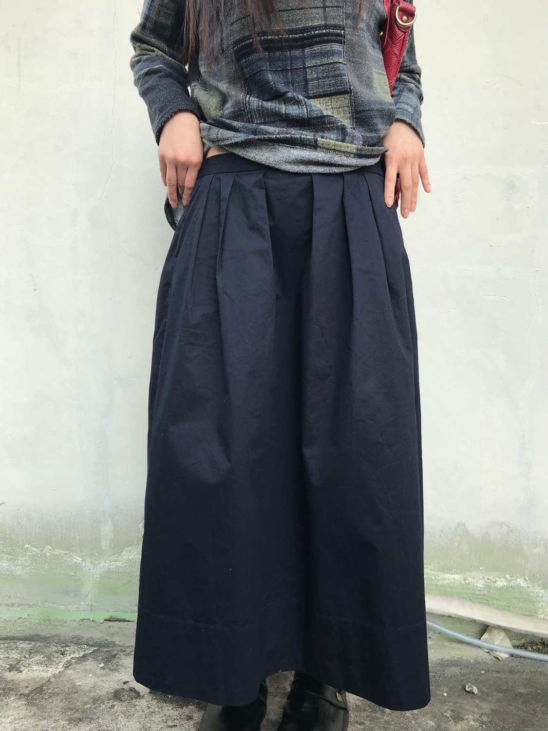 네이비 플리츠 롱 스커트  상품이미지3