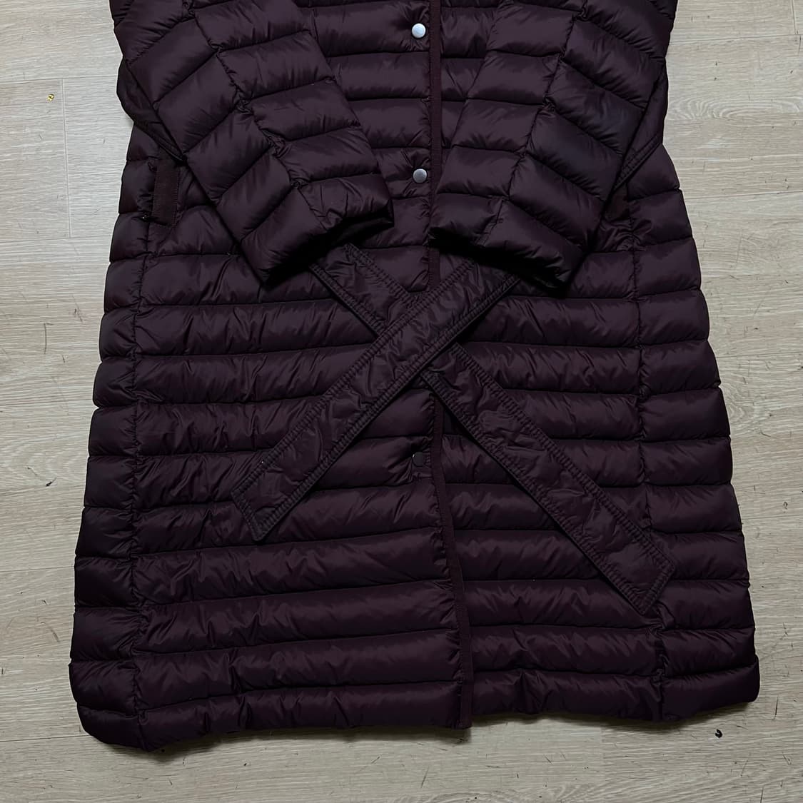 레노마 여성 덕다운 후드 벨티드 경량 롱패딩 [다크 퍼플] 55-66 상품이미지3