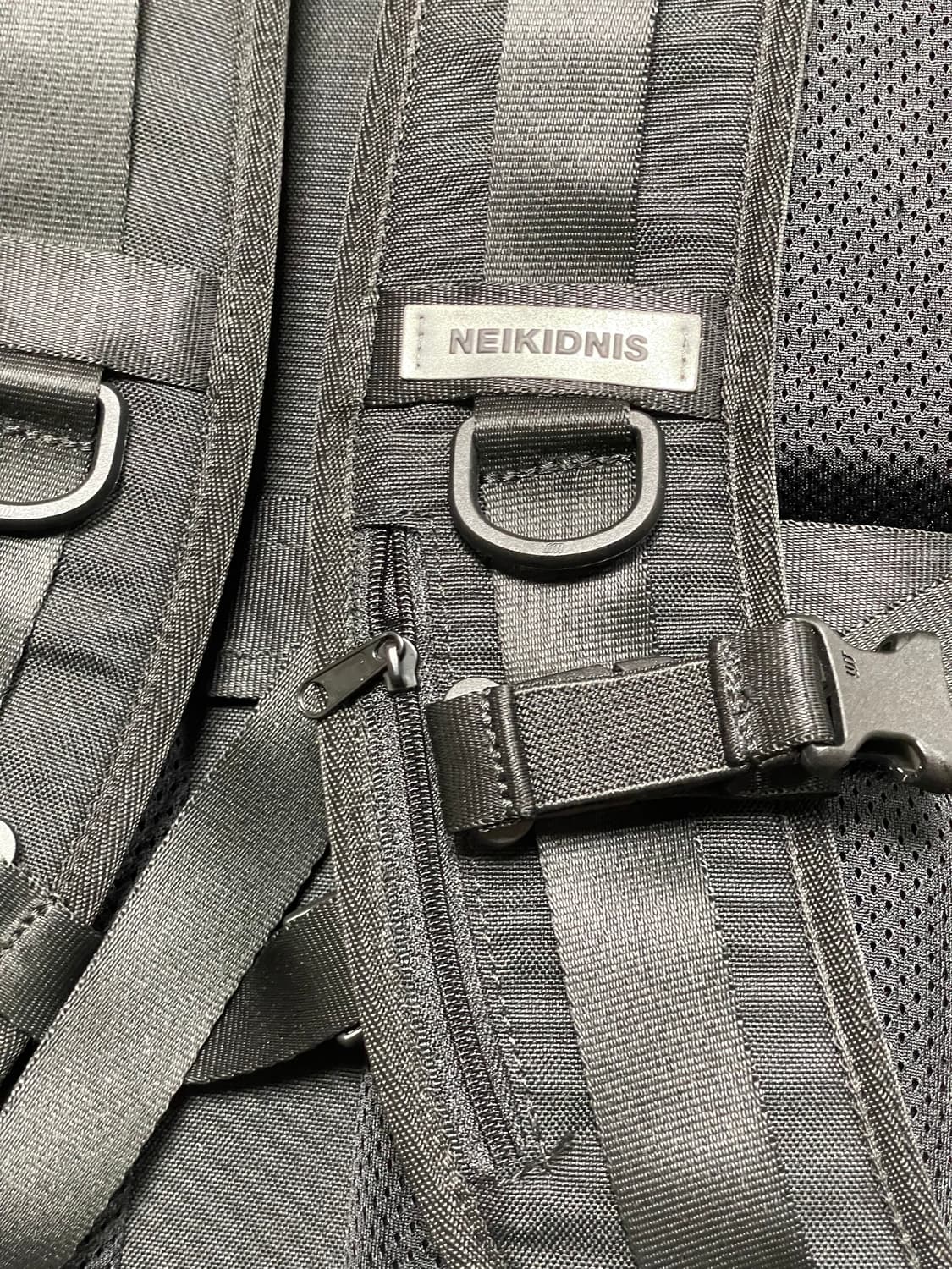 네이키드니스 백팩 블랙 상품이미지3