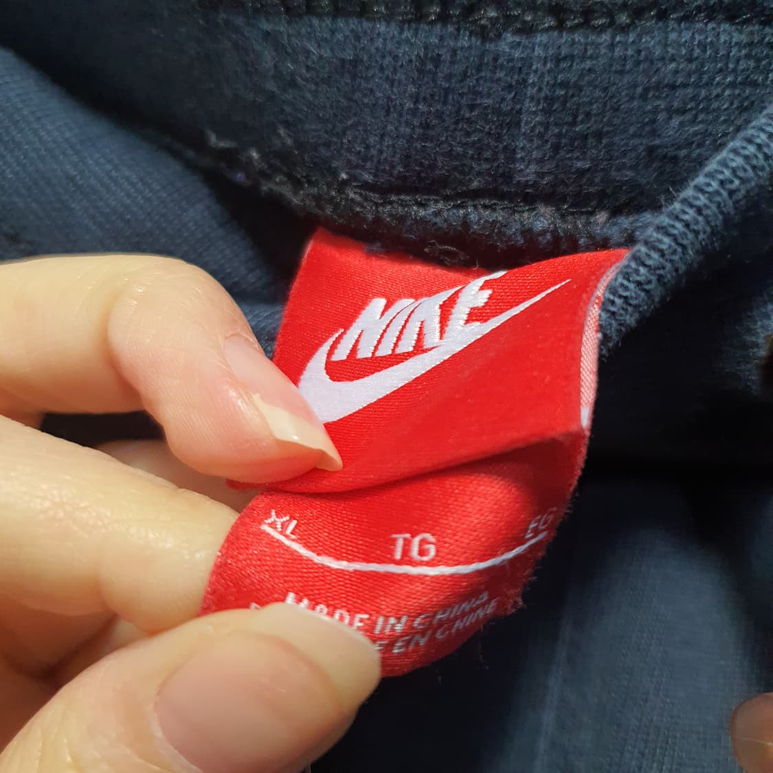 나이키 AIR 스우시 반바지 네이비  상품이미지4