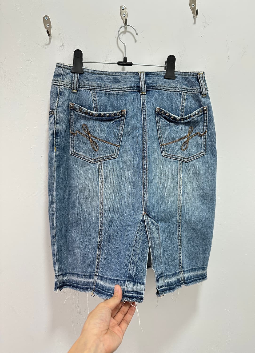 Vintage stud point back slit skirt 상품이미지1