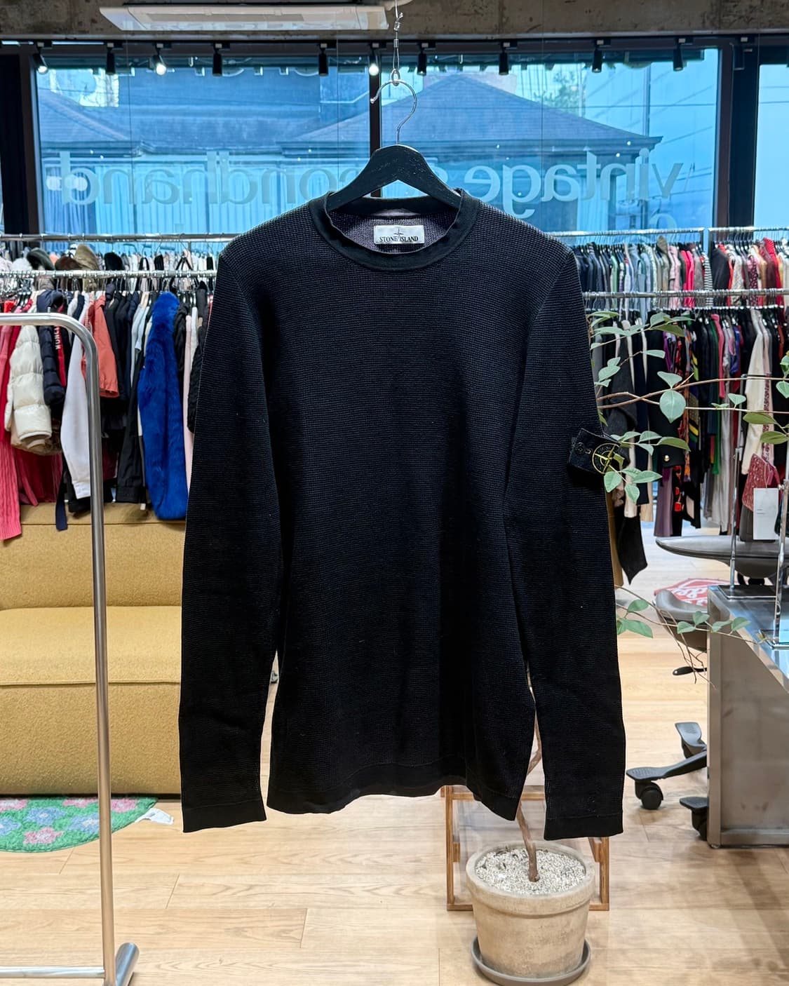 스톤아일랜드 블랙 와플 크루넥 니트  상품이미지1