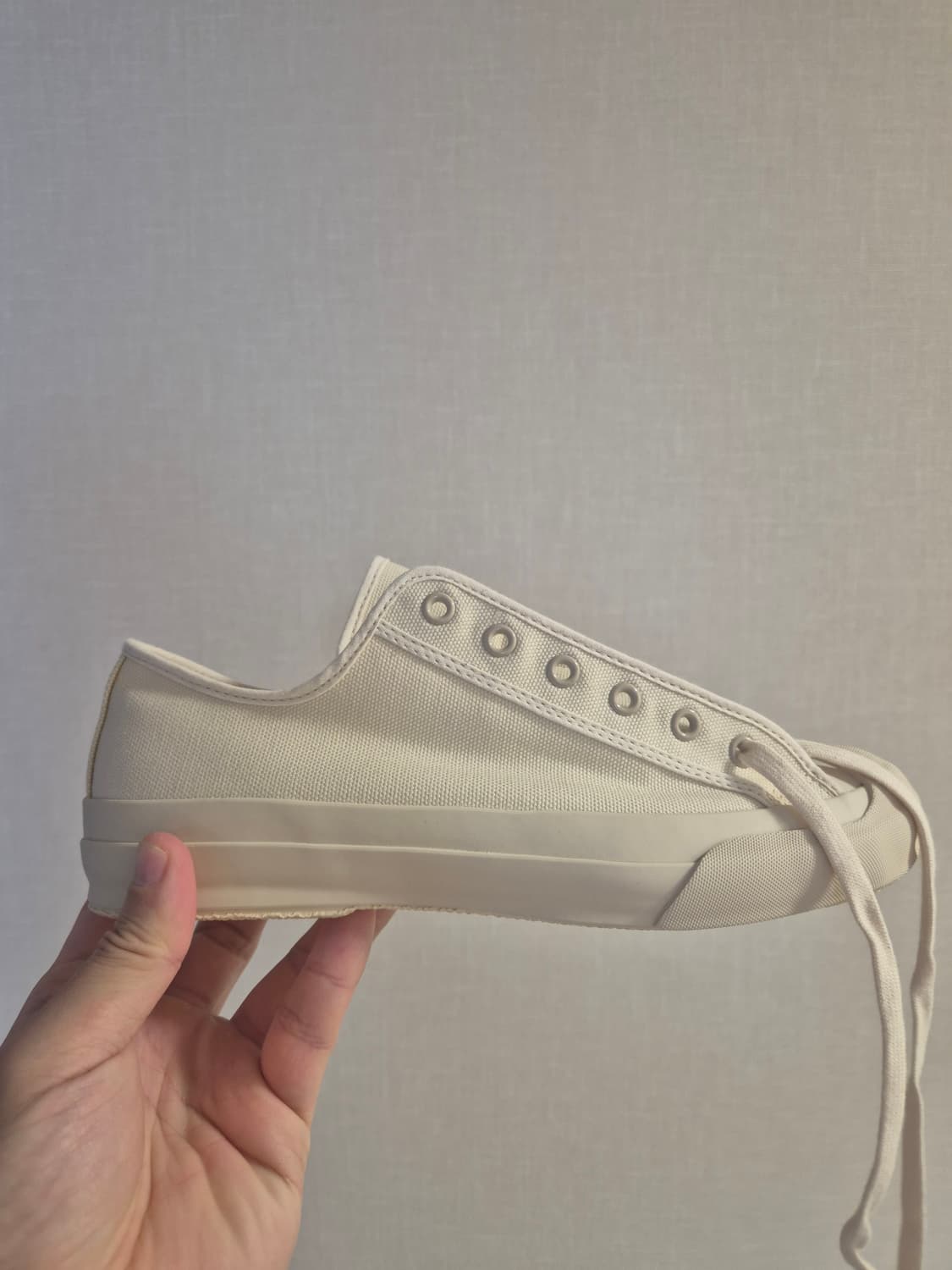 [새상품/230] 스튜디오 니콜슨 x 문스타 메리노 스니커즈 크림 상품이미지1