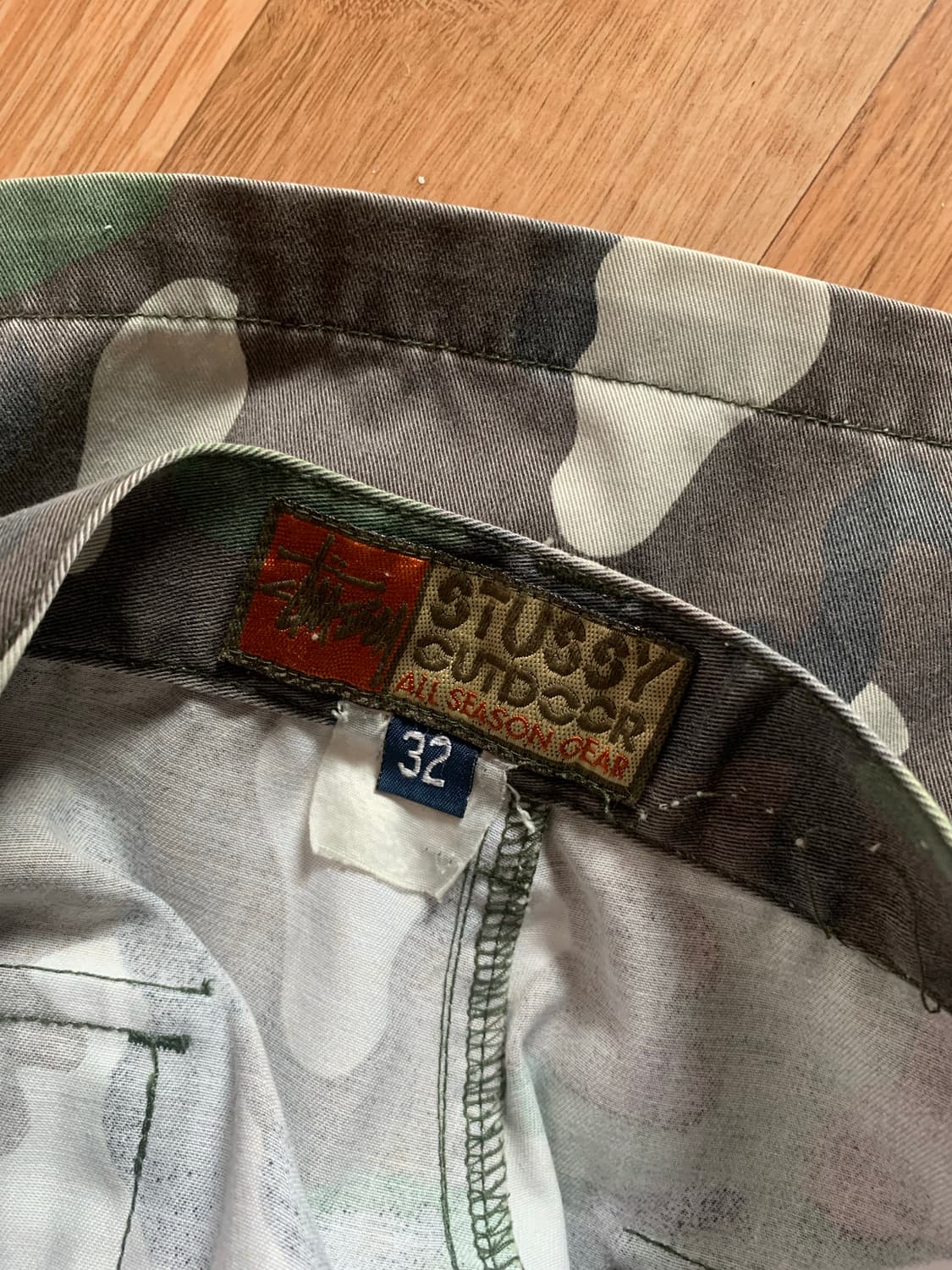 90s 올드스투시 카모 버뮤다 팬츠 상품이미지4