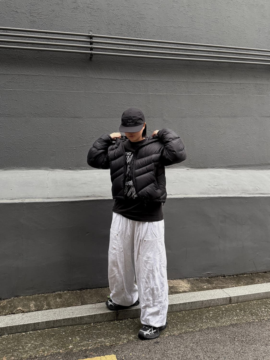 플리마켓🔥 코인서울x밈더워드로브 다이애그널 라이닝 다운 상품이미지2