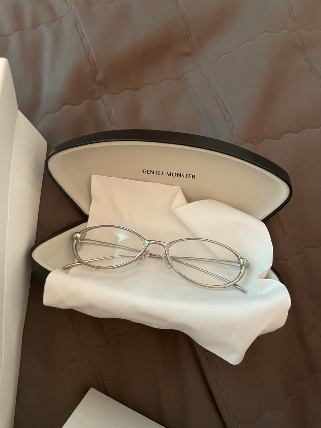 젠틀몬스터 상품이미지1