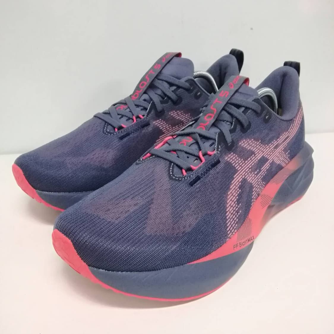 [270] 아식스 노바블라스트 5 그레이시 퍼플 코랄 리프 상품이미지1