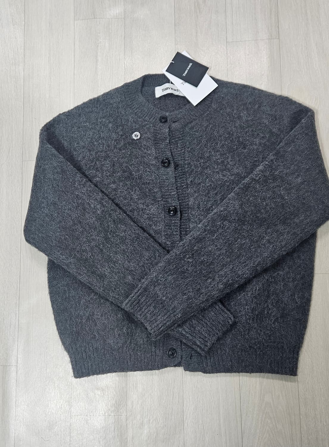Tonywack 토니웩 모헤어 가디건 카본  L사이즈 새상품 상품이미지1