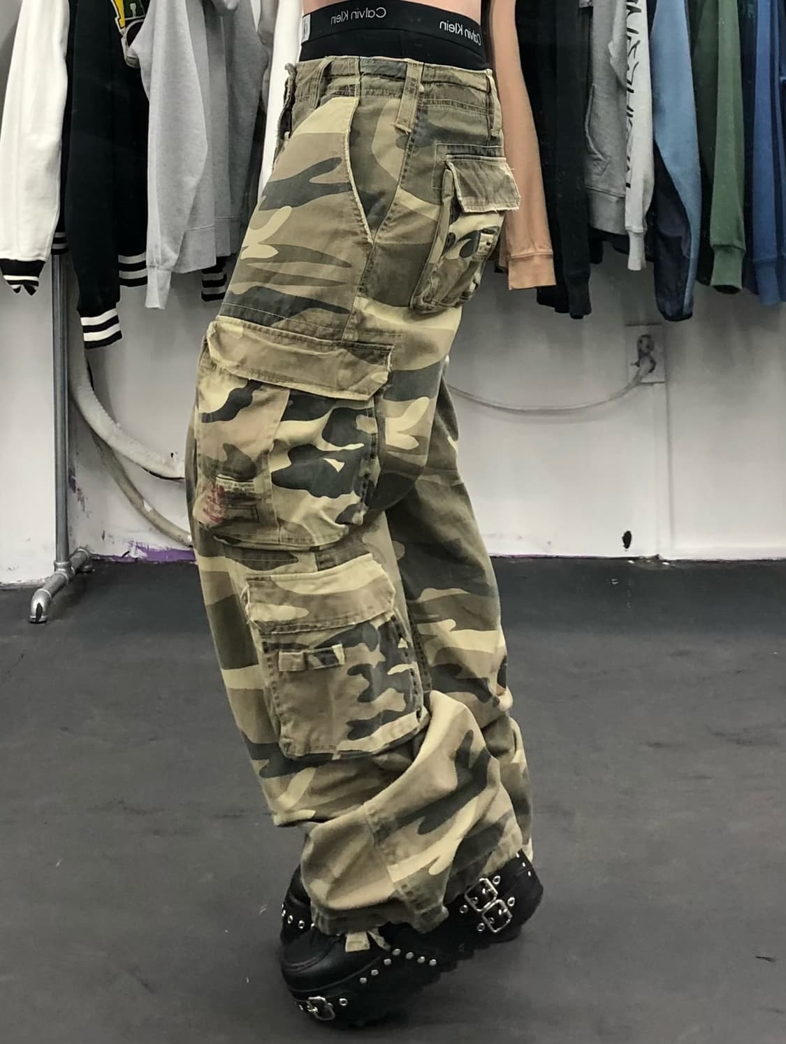 VTG 멀티포켓 카모 카고팬츠 상품이미지3