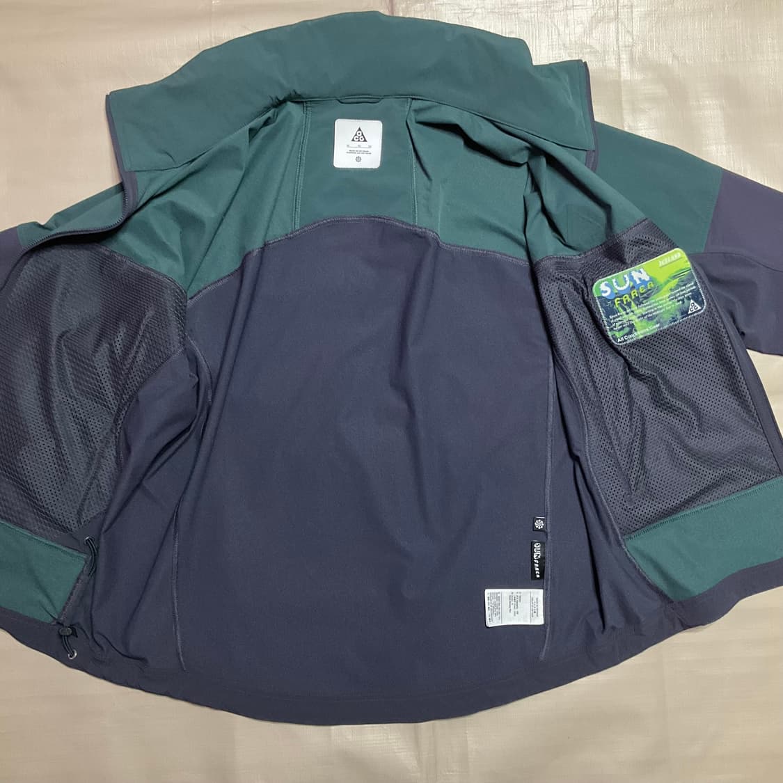 나이키 ACG 썬 페어러 자켓 XL 상품이미지5