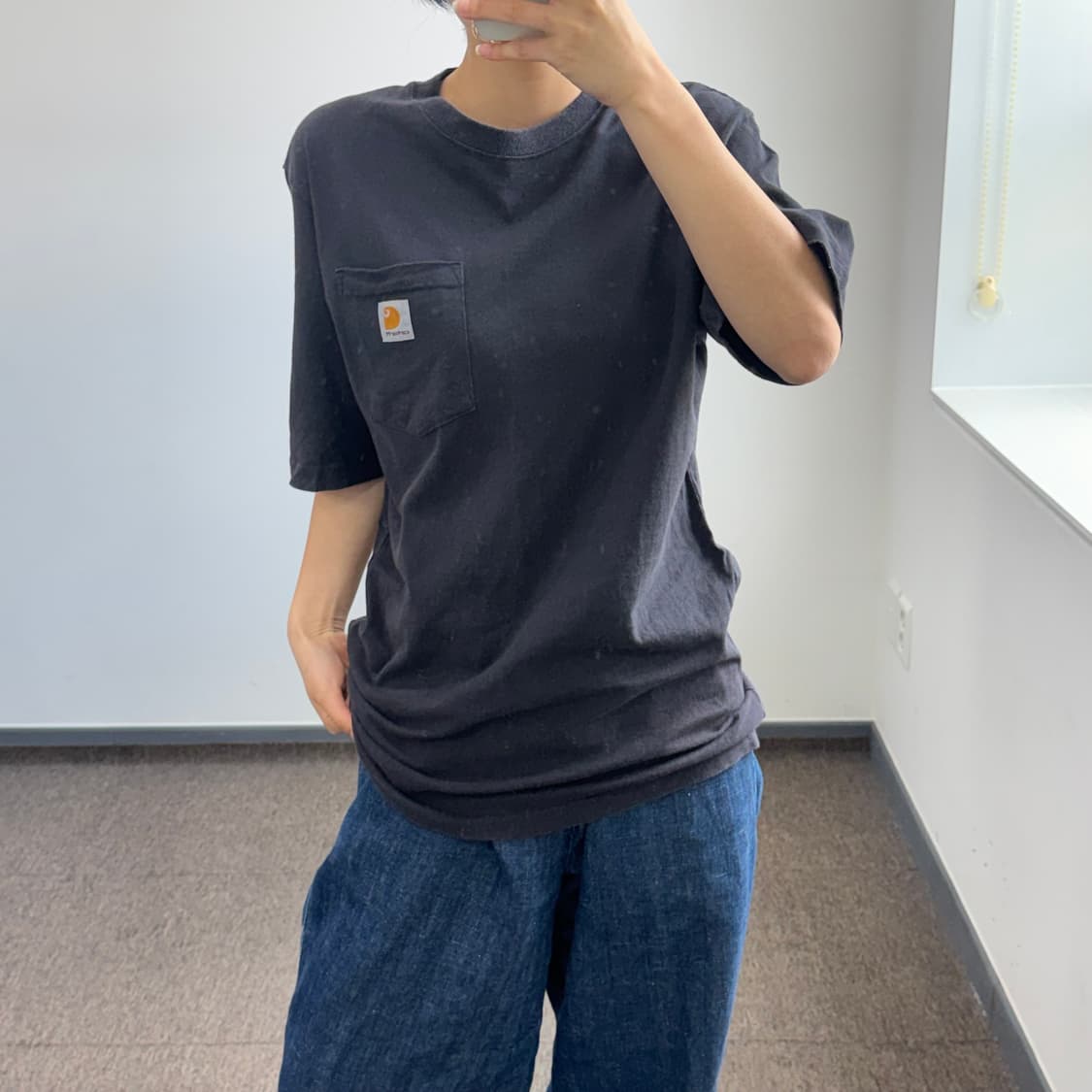 Carhartt 칼하트 원포켓 차콜 반팔 상품이미지1