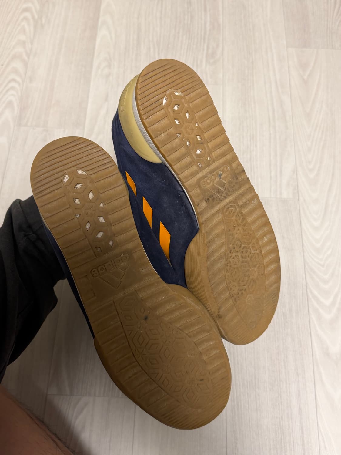 고샤 아디다스 콜라보 스니커즈 상품이미지4