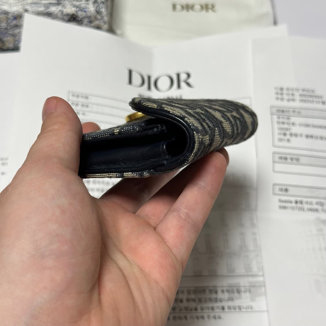 [풀구성] 디올 오블리크 새들 플랩 카드지갑 베이지 상품이미지7