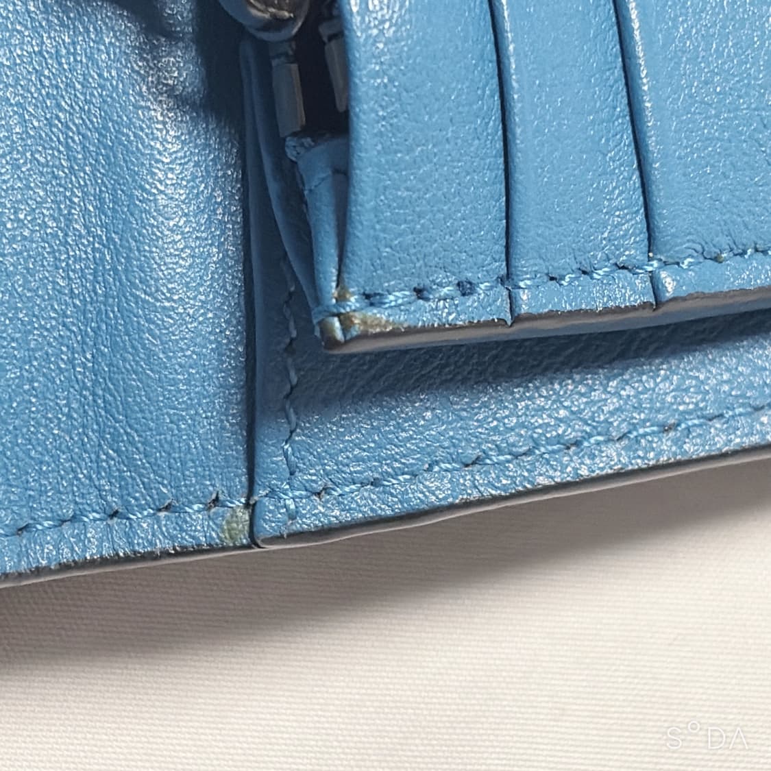 발렌티노 블랙 장지갑 상품이미지6