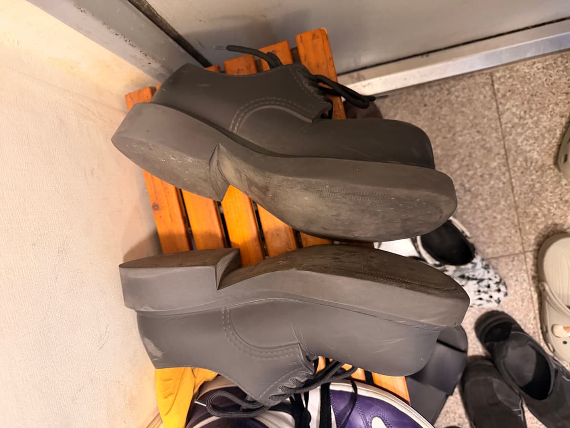 발렌시아가 스테로이드 더비 상품이미지2