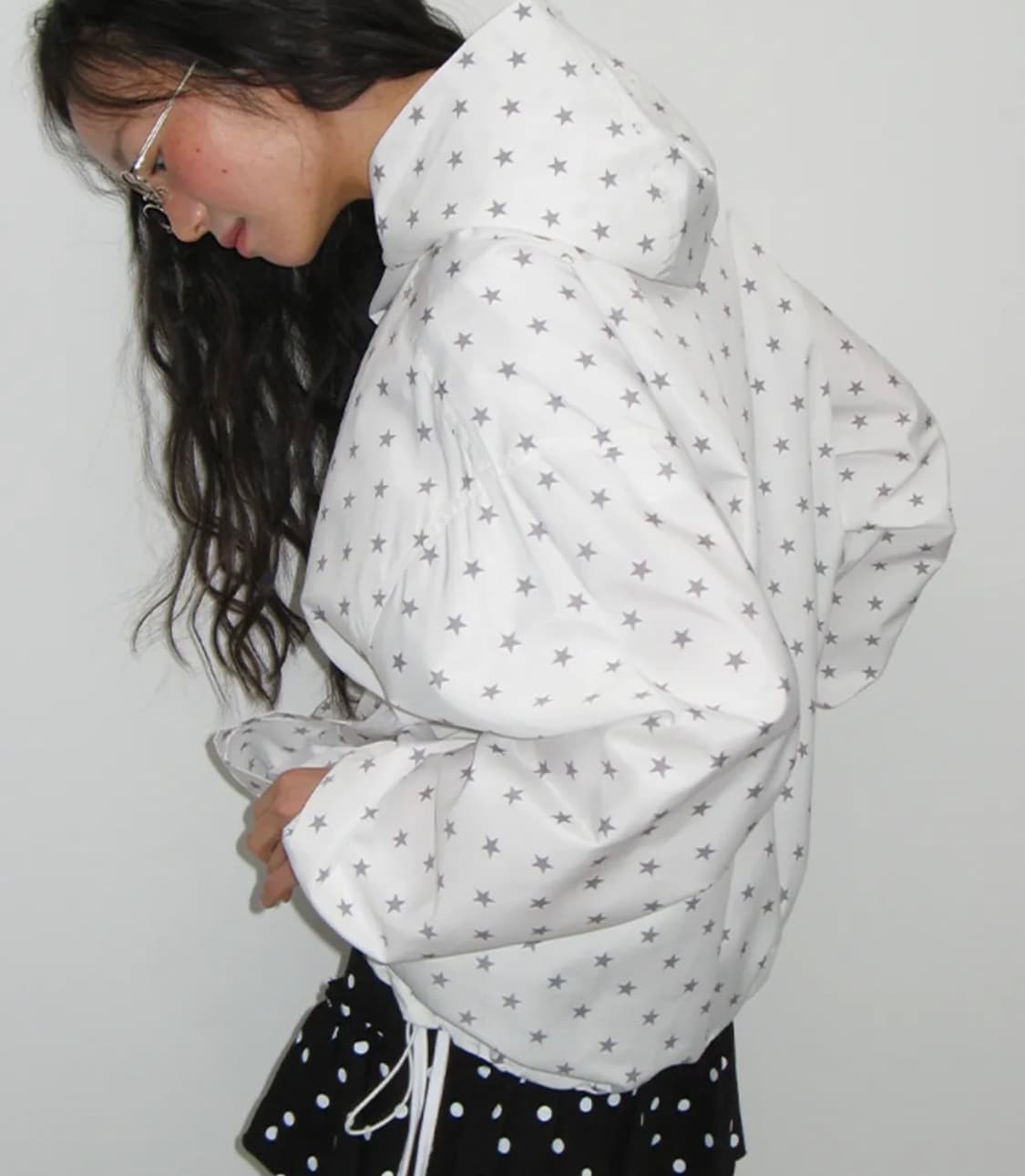 (2회착)론론 후디드 윈드브레이커 점퍼 화이트 스타 상품이미지1