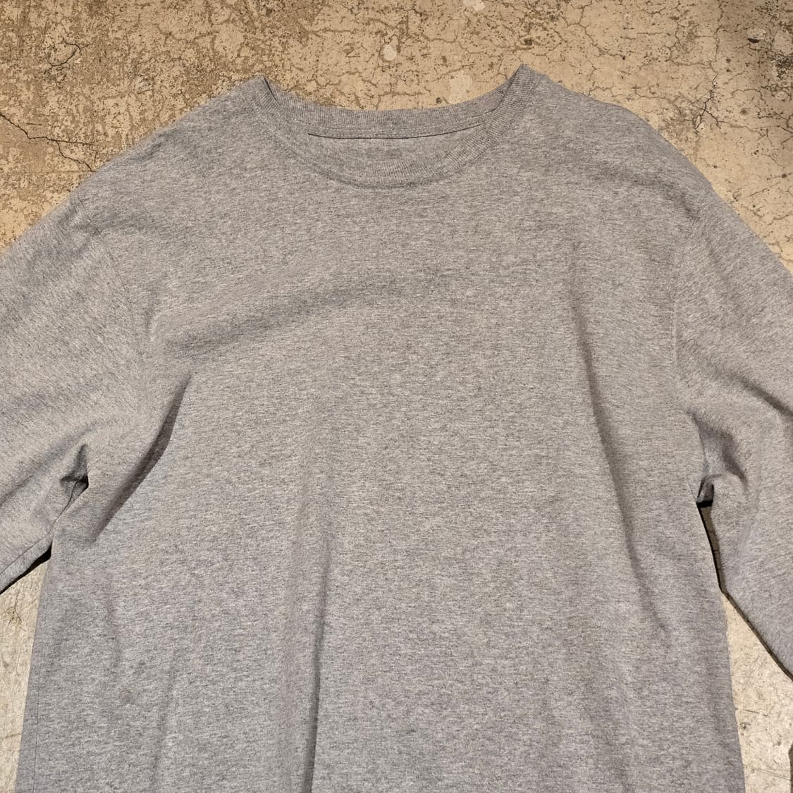 Carhartt 그레이 롱 슬리브 상품이미지2