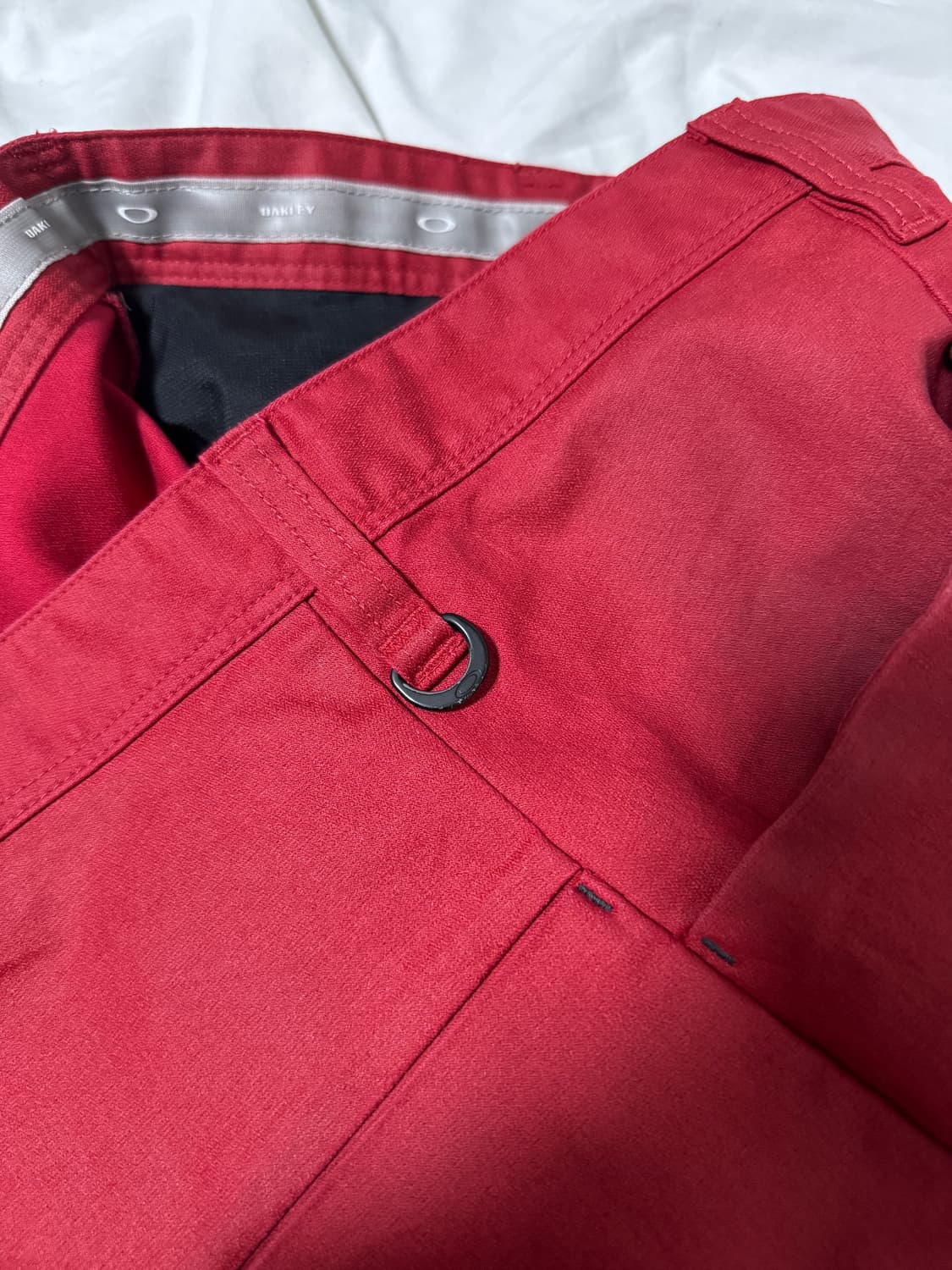 오클리 스컬 자수 스트레치 팬츠 상품이미지5