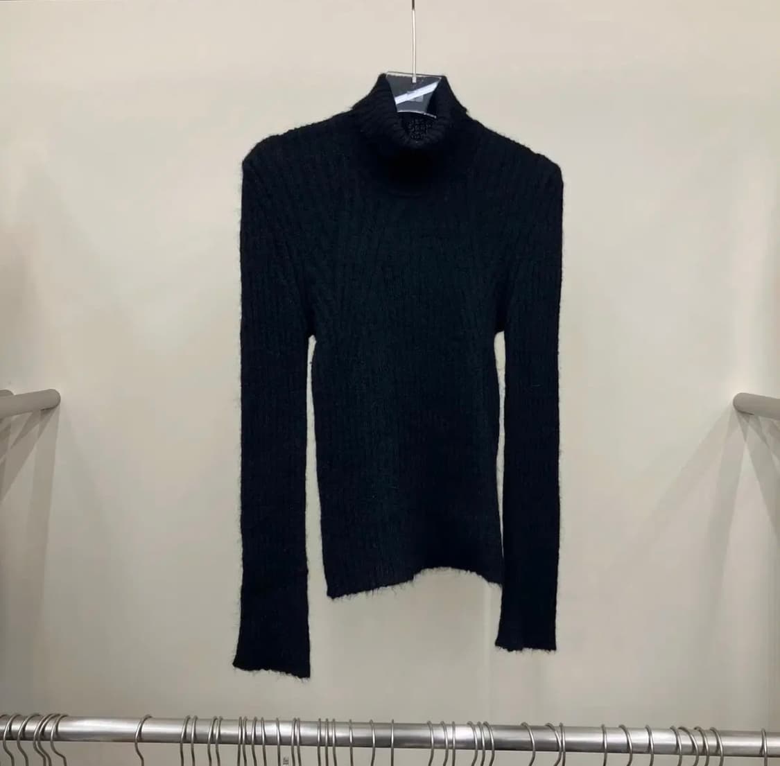 엠포리오 아르마니 터틀넥 니트 상품이미지1