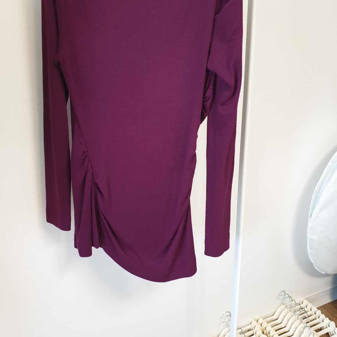 비비안웨스트우드 니트 긴팔티 상품이미지5