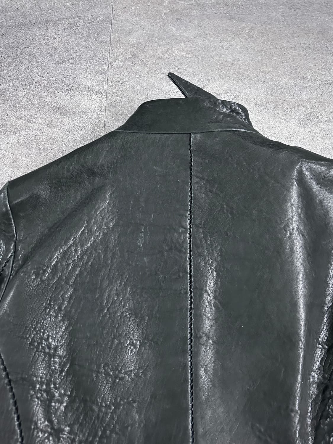 마스나다 사선 하이넥 비대칭 램스킨 자켓 상품이미지8