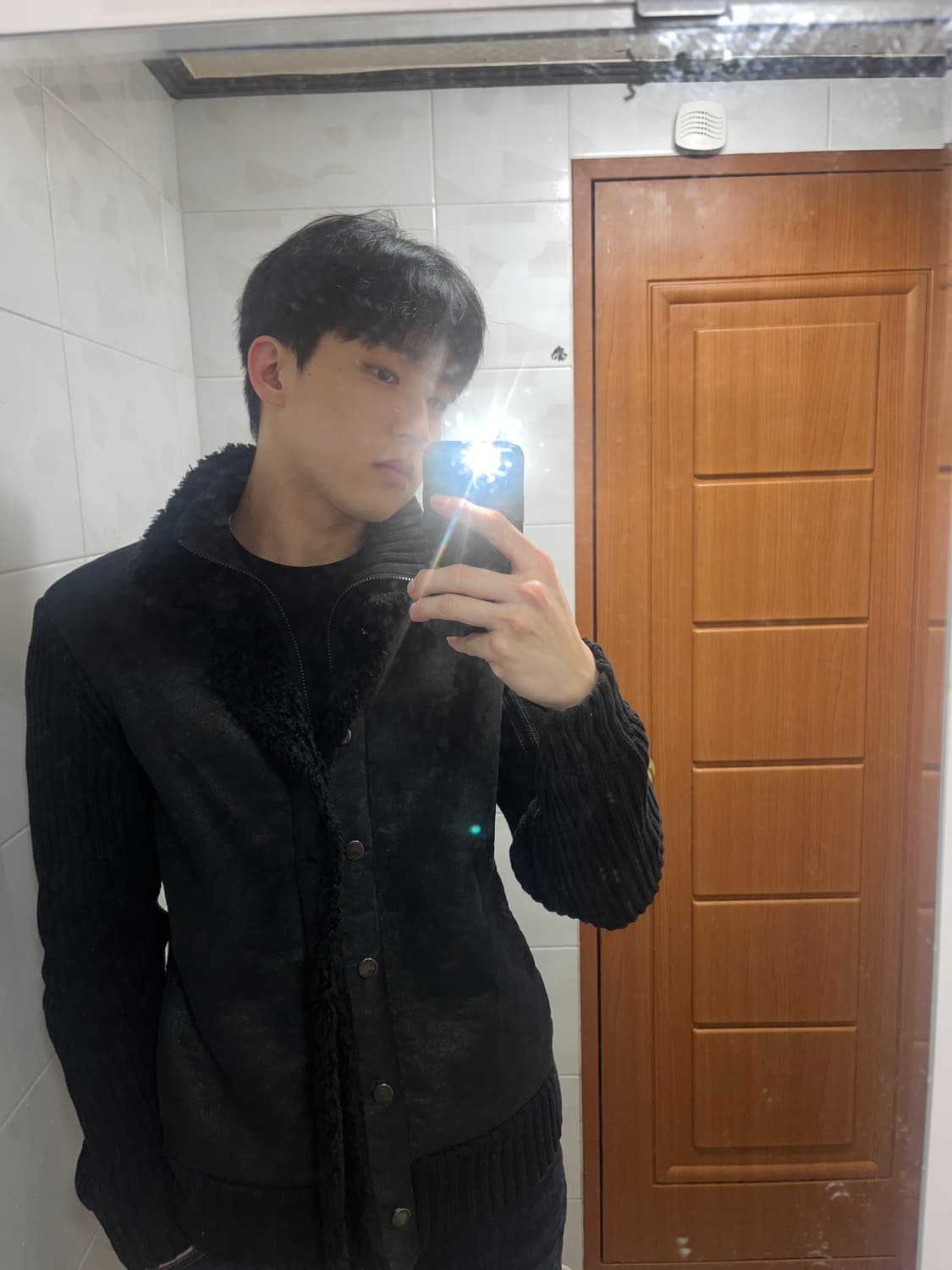 다크웨어) 아르마니 익스체인지 투카라 스웨이드 하이넥 니트집업 상품이미지3